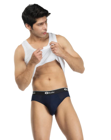 Top 4 Reasons Why You Should Wear Brief Underwear